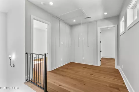 Entry Way - 104 Water St, Madison, MS 39110 photo 4 of 4