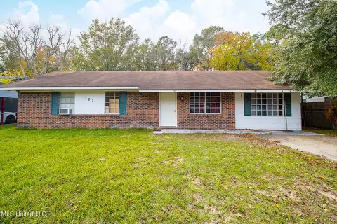 327 Lawler Ave, Long Beach, MS 39560