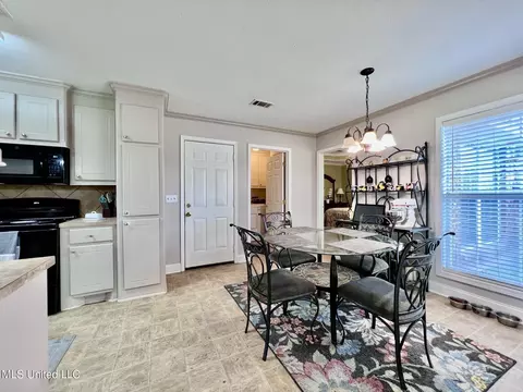 111 Cherry Laurel Cir, Pearl, MS 39208 photo 16