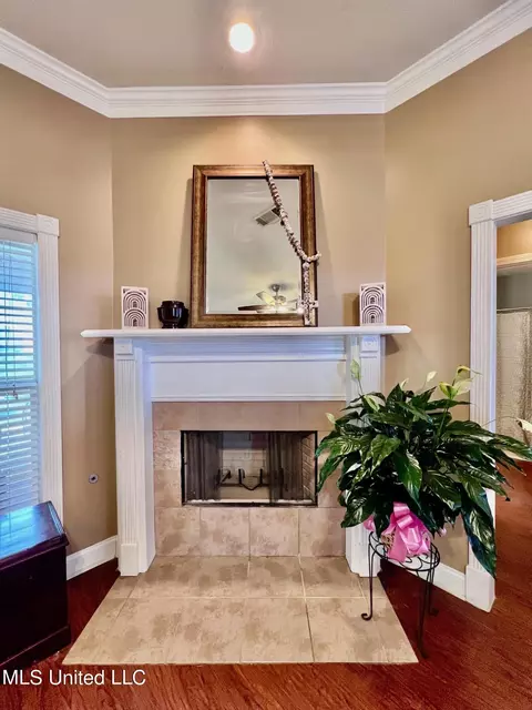 111 Cherry Laurel Cir, Pearl, MS 39208 photo 7