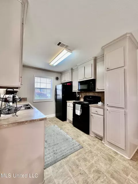 111 Cherry Laurel Cir, Pearl, MS 39208 photo 11