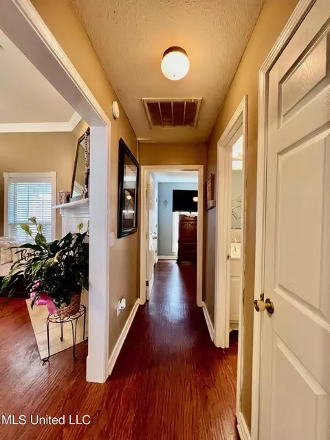 111 Cherry Laurel Cir, Pearl, MS 39208 photo 30