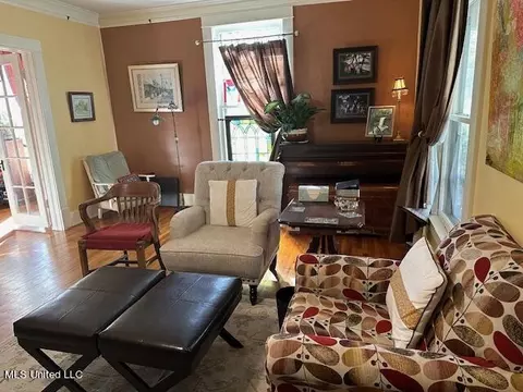 Living - 228 Fredrica Ave, Jackson, MS 39209 photo 1 of 4