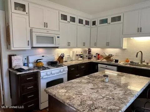 Kitchen - 228 Fredrica Ave, Jackson, MS 39209 photo 1 of 3