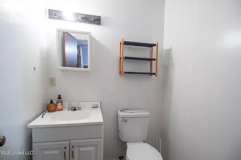 325 Ferguson Ave, Long Beach, MS 39560 photo 11