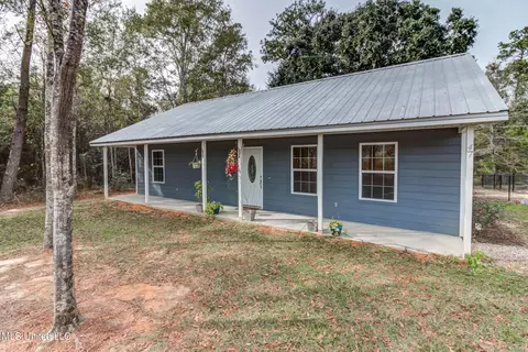 47 Breland Rd, Perkinston, MS 39573