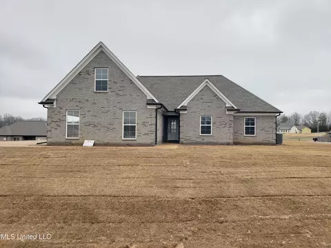 110 Honor Cv, Senatobia, MS 38668