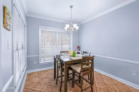 Dining - 109 Oakbrook Ct, Brandon, MS 39047 photo 1 of 2
