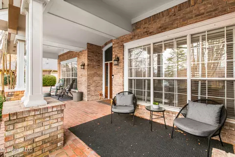 Exterior - 109 Oakbrook Ct, Brandon, MS 39047 photo 8 of 24