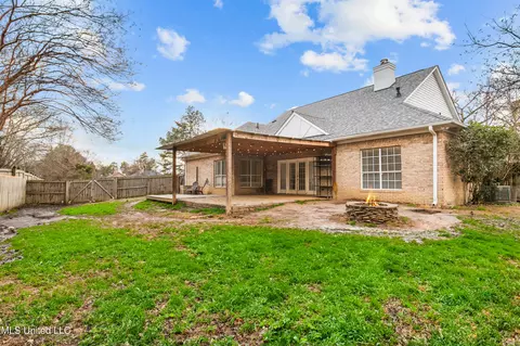 Exterior - 109 Oakbrook Ct, Brandon, MS 39047 photo 13 of 24