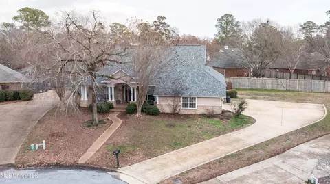 Exterior - 109 Oakbrook Ct, Brandon, MS 39047 photo 18 of 24