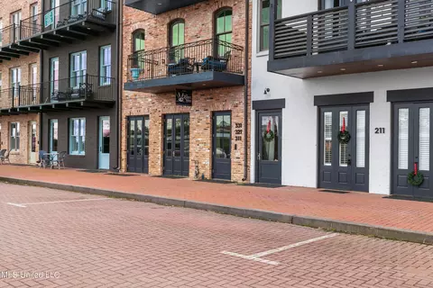 145 Republic St #311, Madison, MS 39110