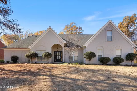 1023 Deer Creek Dr, Hernando, MS 38632