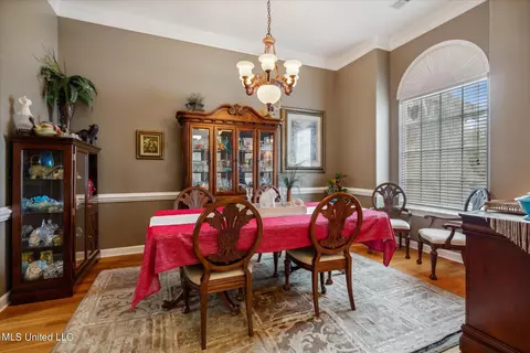 Dining - 1174 Greers Landing Dr, Hernando, MS 38632 photo 1 of 3