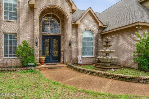 Exterior - 1174 Greers Landing Dr, Hernando, MS 38632 photo 6 of 11