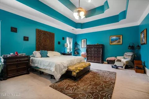 Bedroom - 1174 Greers Landing Dr, Hernando, MS 38632 photo 2 of 5