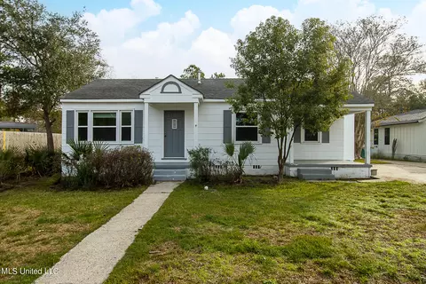 4512 Washington Ave, Gulfport, MS 39507