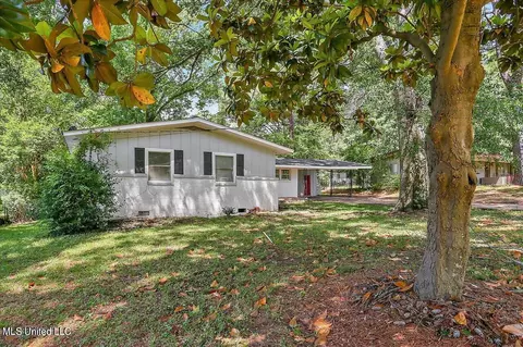 5417 Ridgewood Rd, Jackson, MS 39211 photo 3