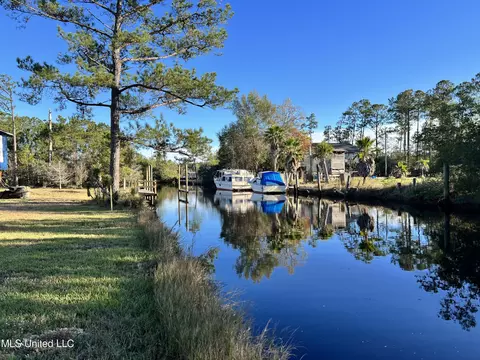 N. Carolina Street, Bay Saint Louis, MS 39520