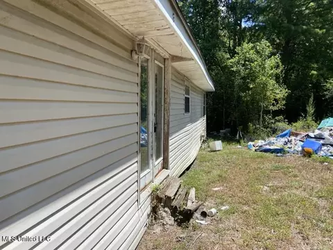 118 Geranium Dr, Picayune, MS 39466 photo 4