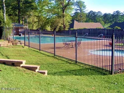 Exterior - 747 Pine Vly, Pearl, MS 39208 photo 2 of 5