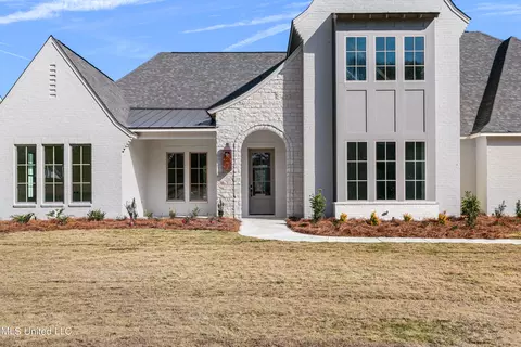 156 Westlake Cir, Madison, MS 39110 photo 2