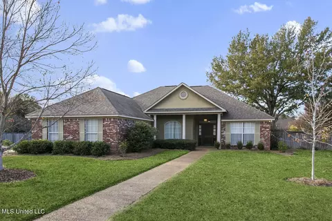 447 Madison Oaks Dr, Madison, MS 39110