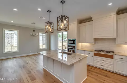 Kitchen - 103 Charleston Cir, Madison, MS 39110 photo 1 of 4