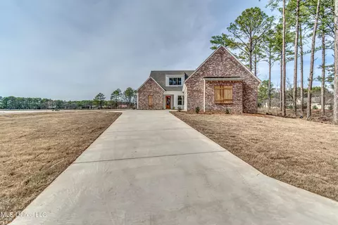 103 Charleston Cir, Madison, MS 39110