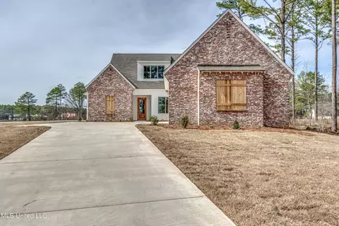 Exterior - 103 Charleston Cir, Madison, MS 39110 photo 2 of 13