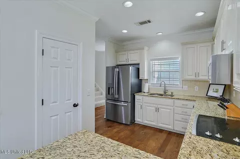 129 Silvertree Xing, Madison, MS 39110 photo 14