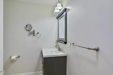 129 Silvertree Xing, Madison, MS 39110 photo 33