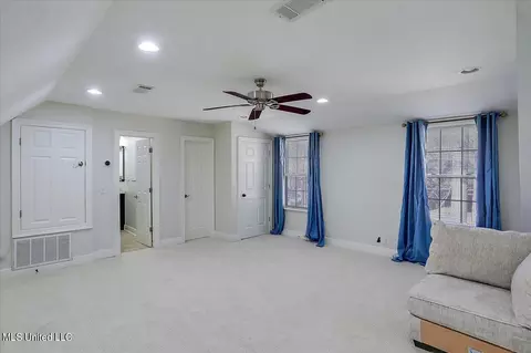 129 Silvertree Xing, Madison, MS 39110 photo 32