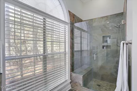 129 Silvertree Xing, Madison, MS 39110 photo 24