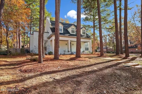 129 Silvertree Xing, Madison, MS 39110 photo 2