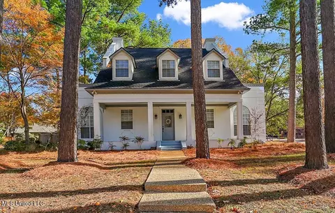 129 Silvertree Xing, Madison, MS 39110