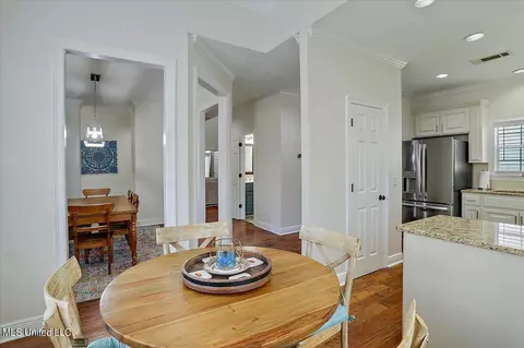 129 Silvertree Xing, Madison, MS 39110 photo 16