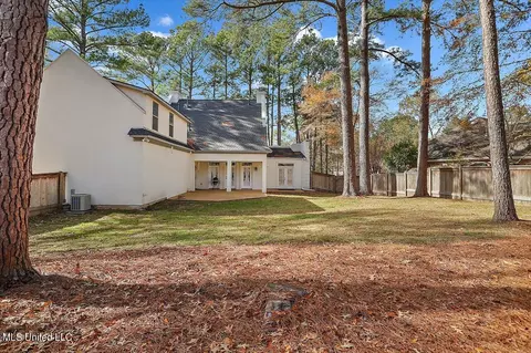 129 Silvertree Xing, Madison, MS 39110 photo 35