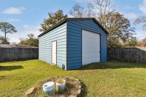 4 Leisha Dr, Long Beach, MS 39560 photo 6