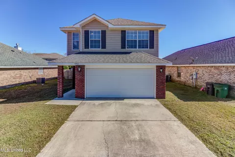 3506 Springwood Ln, Ocean Springs, MS 39564