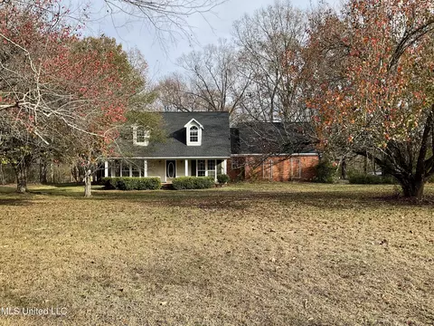 6129 Kay Brook Dr, Jackson, MS 39272