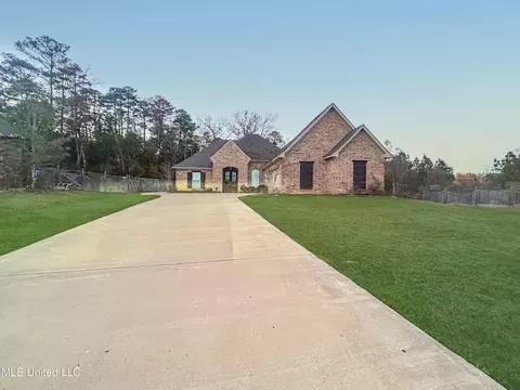 402 Coulter Cir, Flowood, MS 39232 photo 2