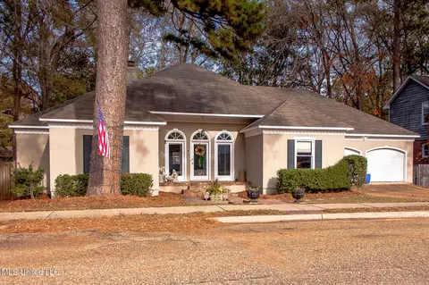 1046 Newland St, Jackson, MS 39211