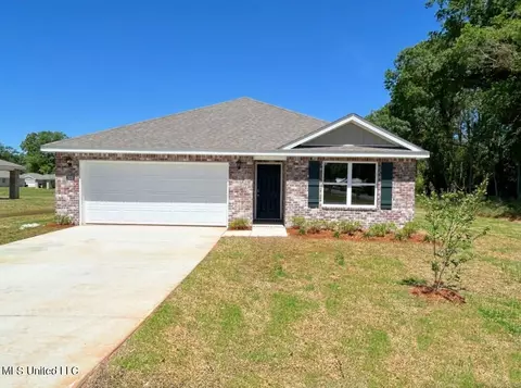 3233 King St, Lucedale, MS 39452