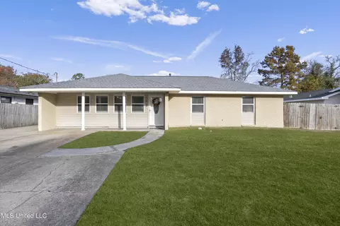 105 Gandy Cir, Long Beach, MS 39560
