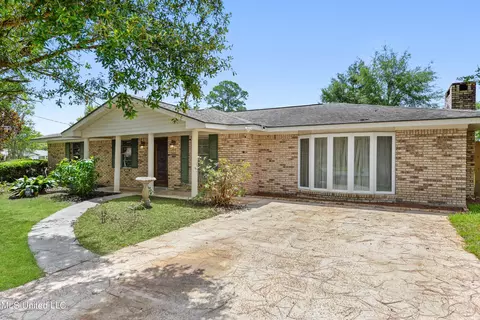 133 Darran St, Gulfport, MS 39503