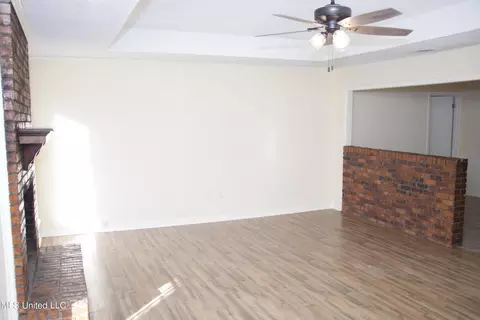 5330 Brookhollow Dr, Jackson, MS 39212 photo 5