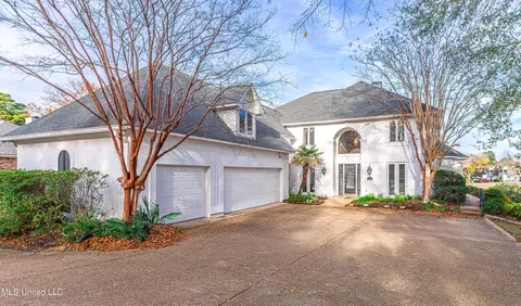 149 Overlook Pointe Dr, Ridgeland, MS 39157