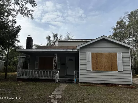 183 Ahern Dr, Biloxi, MS 39530