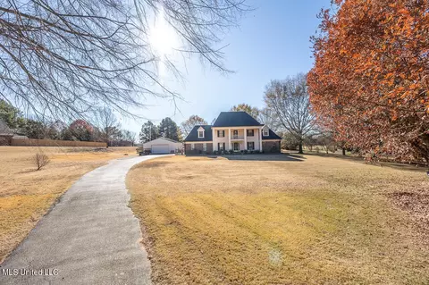 1443 W Oak Grove Rd, Hernando, MS 38632